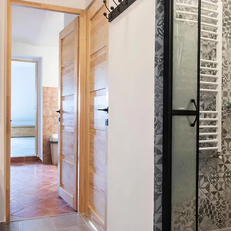 Apartment W21
